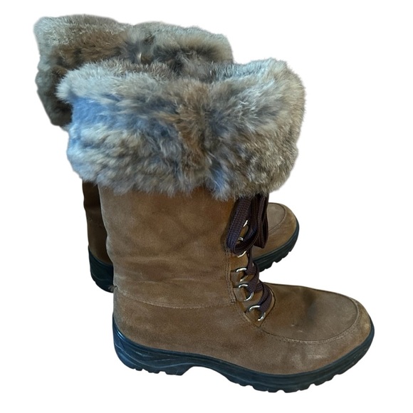 Cozy Tan Fur-Trimmed Winter Boots - Picture 1 of 8